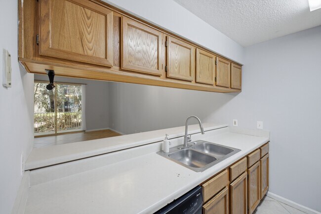 Building Photo - 200 Sandestin Ln