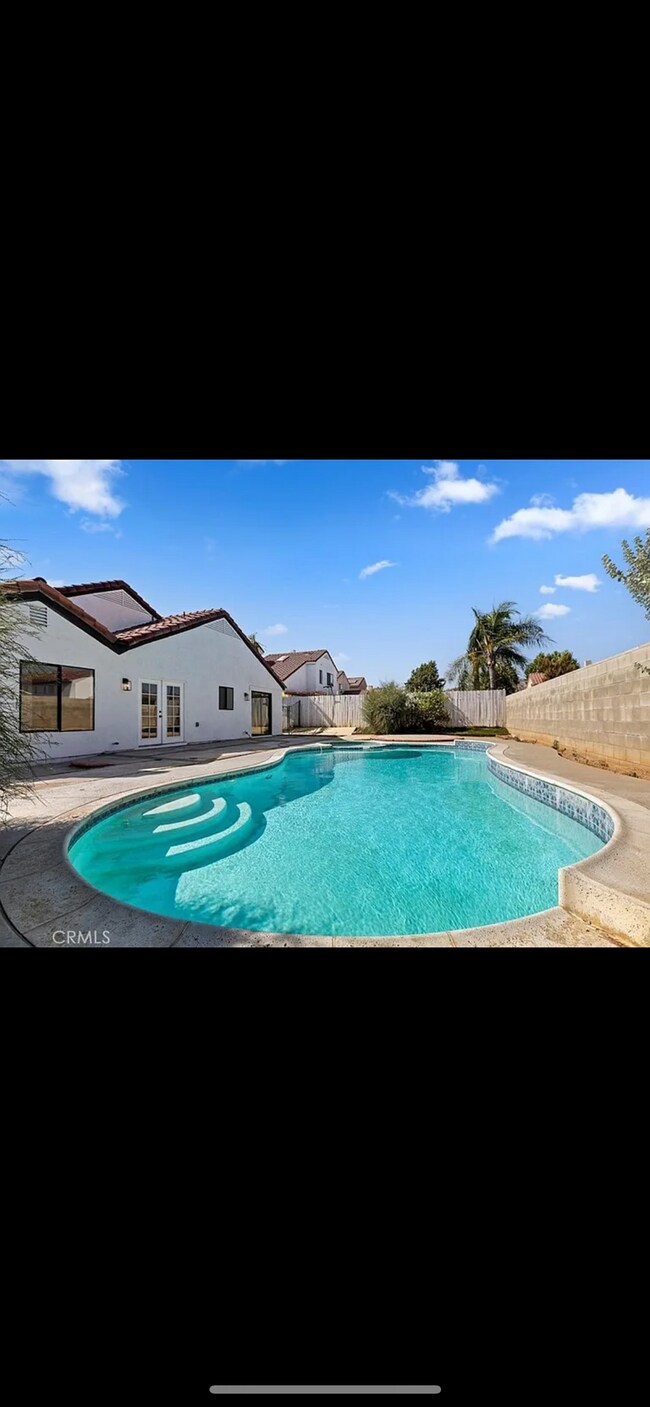 Building Photo - 11692 Hummingbird Pl