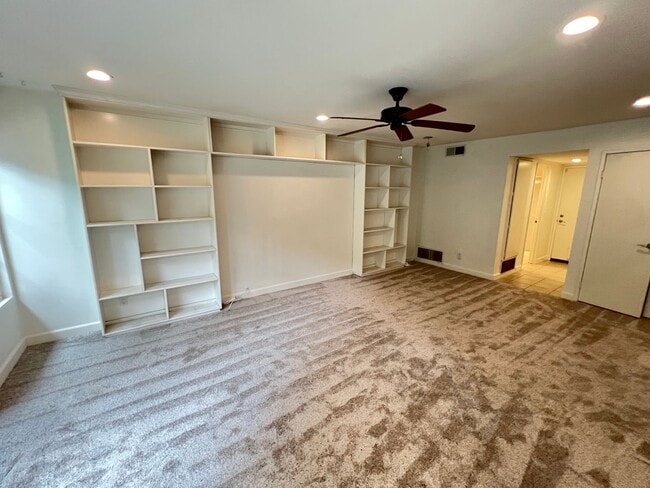 Building Photo - Lovely 4 Bed 3 Bath Brea Home With SOLAR