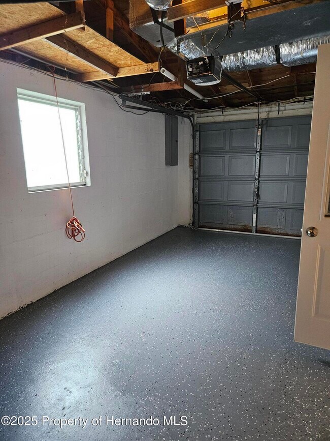 Building Photo - 13240 Starfish Dr