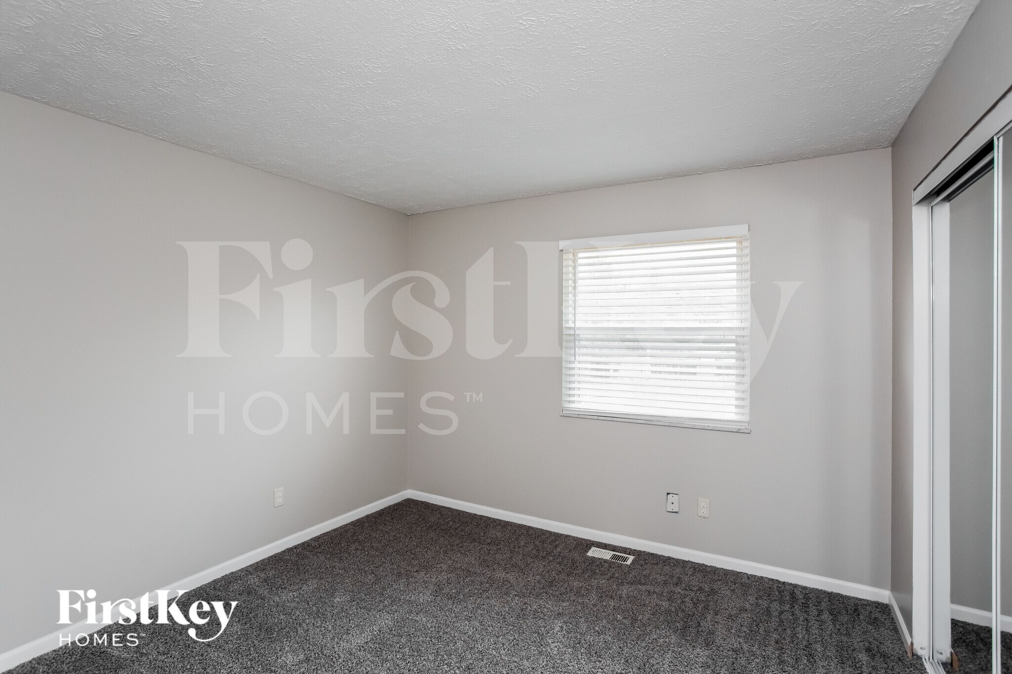 Building Photo - 418 Andrea Dr