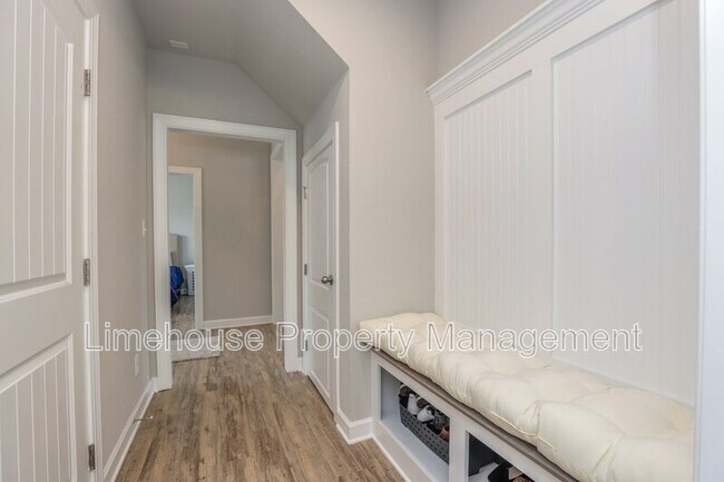 Building Photo - 2820 Garland Atwater Jr Ct