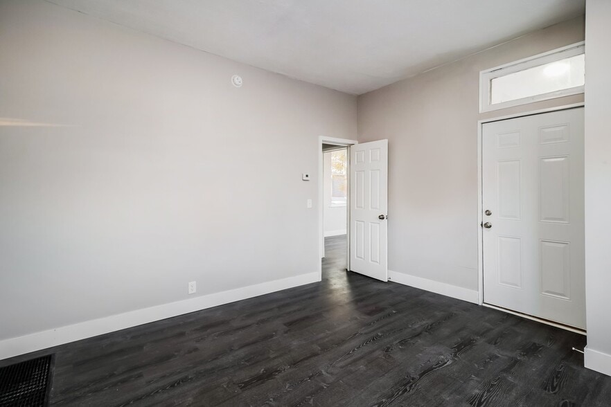 Building Photo - 939 Patterson St