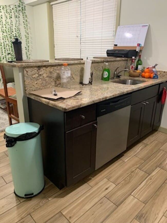 Interior Photo - 1432 N. Carlisle
