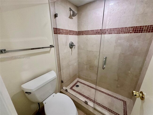 Building Photo - 520 Brickell Key Dr