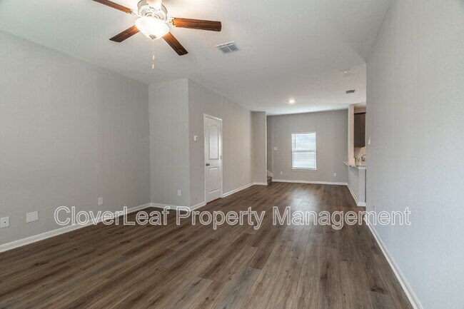 Building Photo - 9118 Bennett Frst
