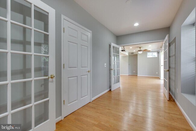 Building Photo - 2106 Beckett Way