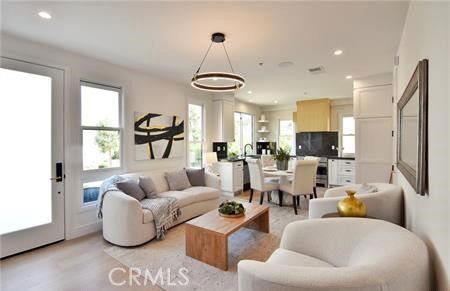 Building Photo - 189 S Allen Ave