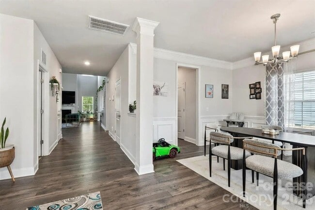 Building Photo - 11732 Glenwood Dr