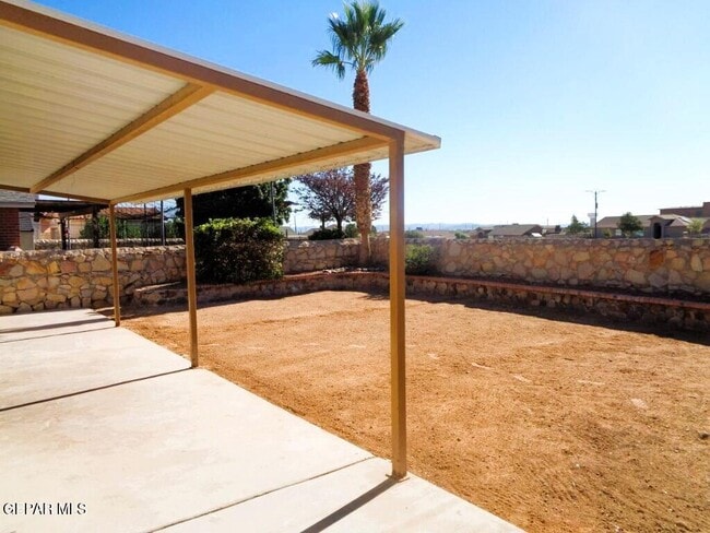 Building Photo - 12348 Tierra Humeda Dr