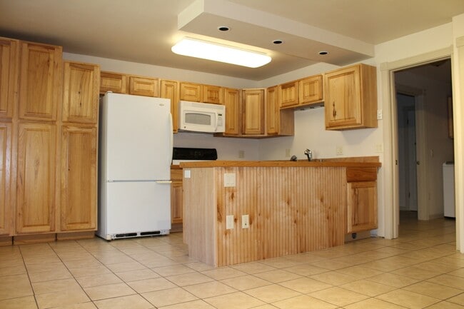 Primary Photo - 34 Ptarmigan Ln
