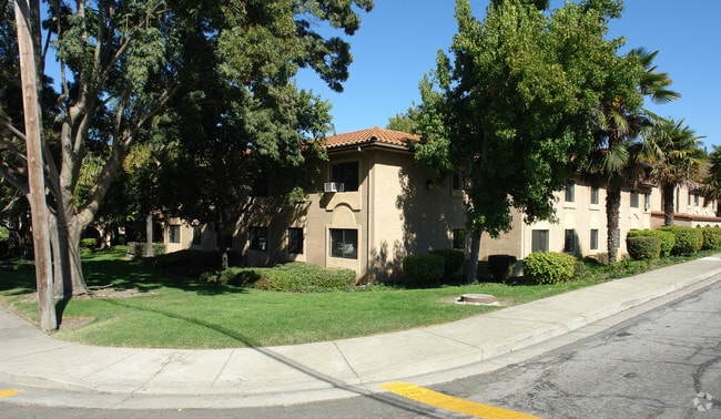 Primary Photo - Casa de Vilarrasa Apartments