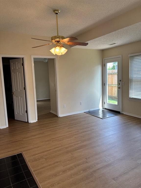 Building Photo - 1607 Signature Dr