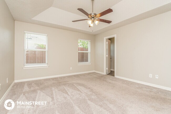 Building Photo - 6400 Avanti Dr