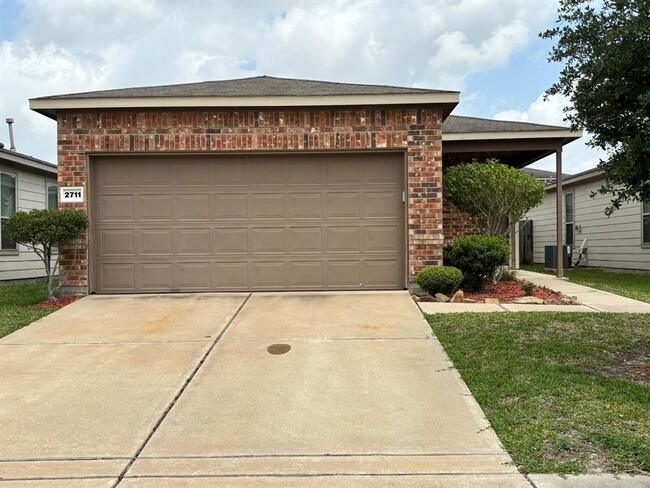 Primary Photo - 2711 Skyview Long Dr