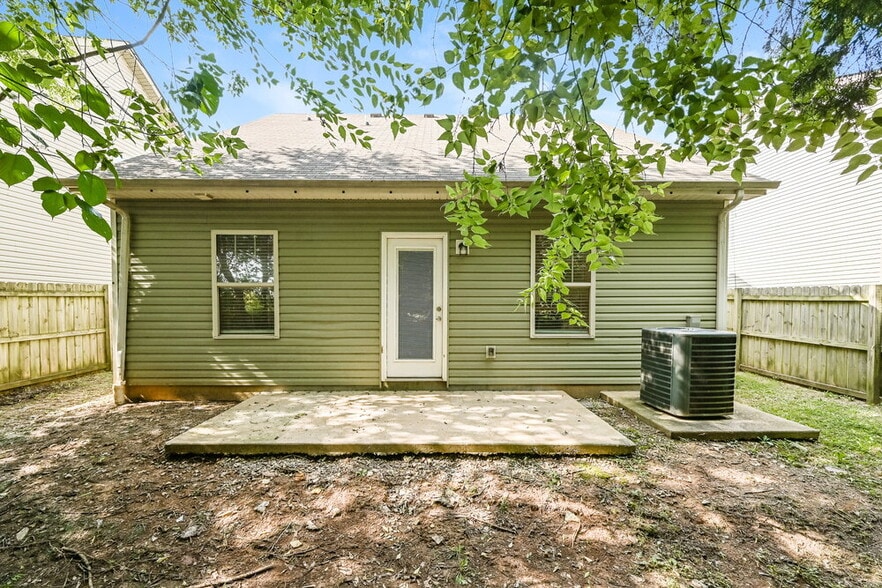Building Photo - 1854 Warmingfield Dr