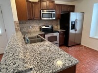 Building Photo - 116 Kings Row