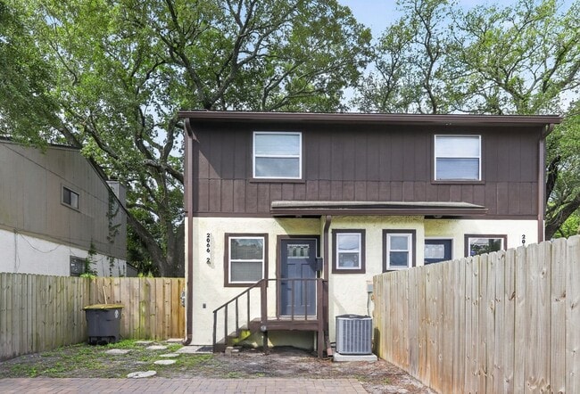 Building Photo - 2066 Utah Ave