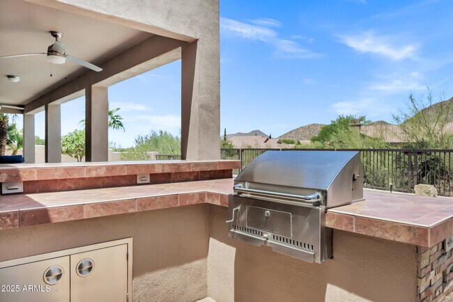 Building Photo - 13744 E Lupine Ave
