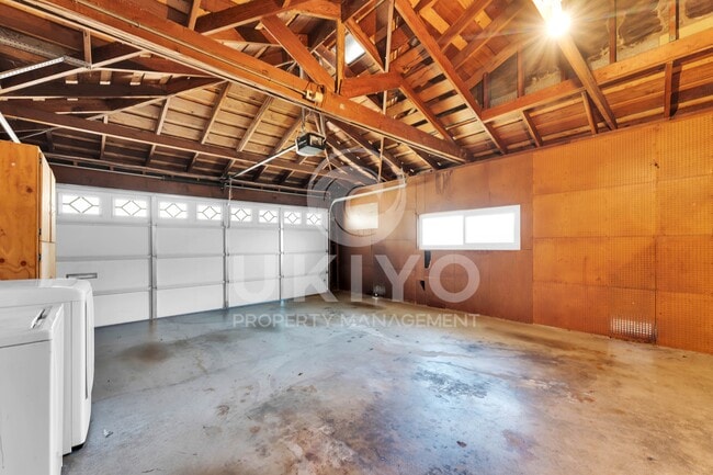 Building Photo - 4081 Oak Hill Rd