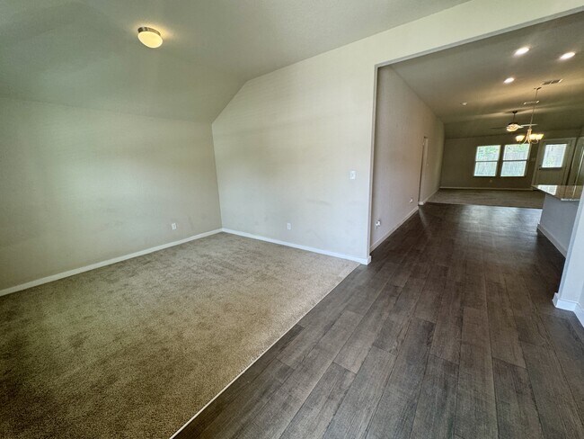 Building Photo - 5539 Pearl Valley