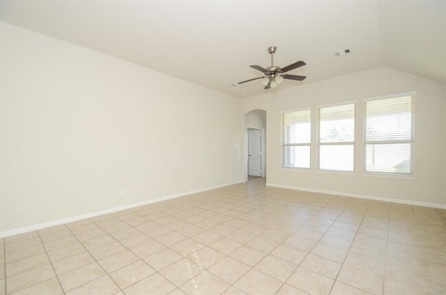 Building Photo - 26006 Haggard Nest Dr