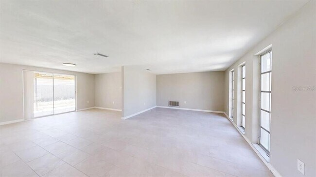 Building Photo - 7834 Birchwood Dr