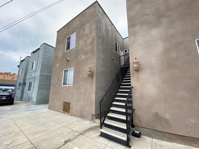 Building Photo - 5536 Franklin Ave