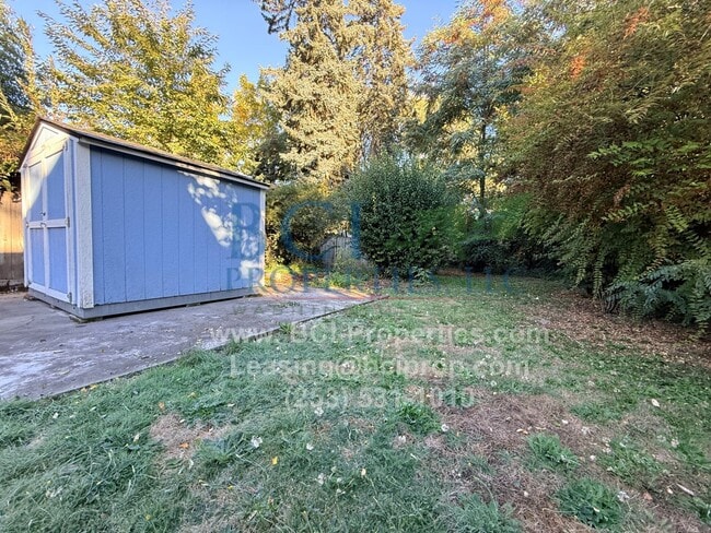 Building Photo - Beautiful 4 Bedroom Home Available in Down...