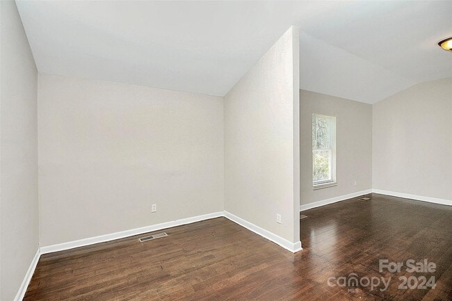 Building Photo - 4736 Cinderella Rd