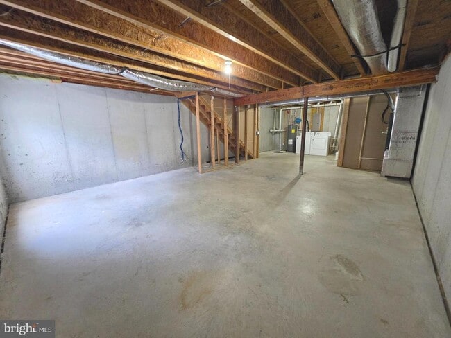Building Photo - 143 Medal Way