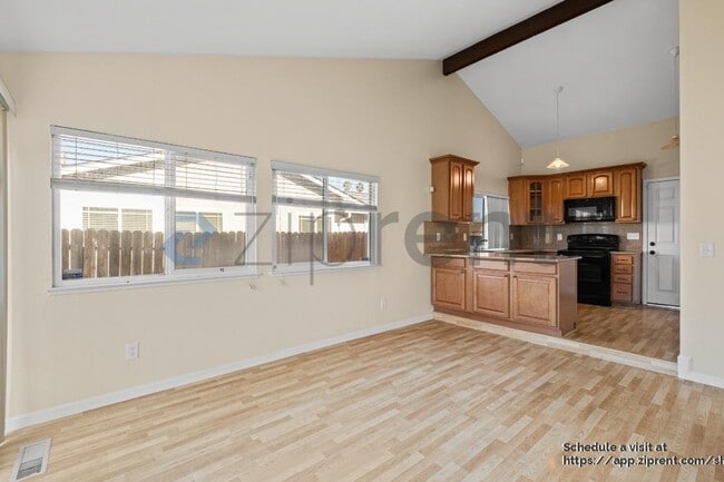 Building Photo - 133 Georgetown Ct