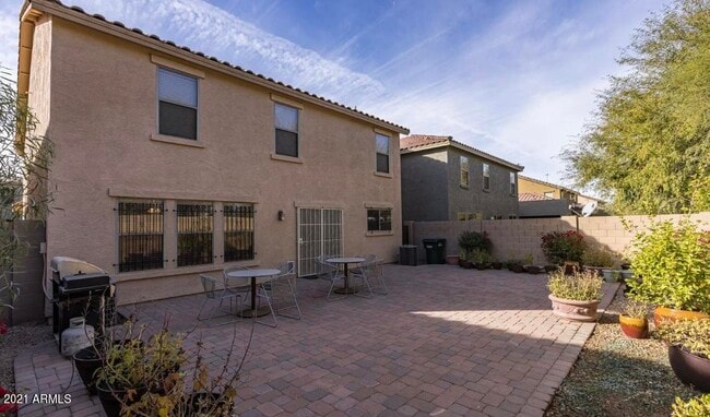 Building Photo - 9446 W Virginia Ave