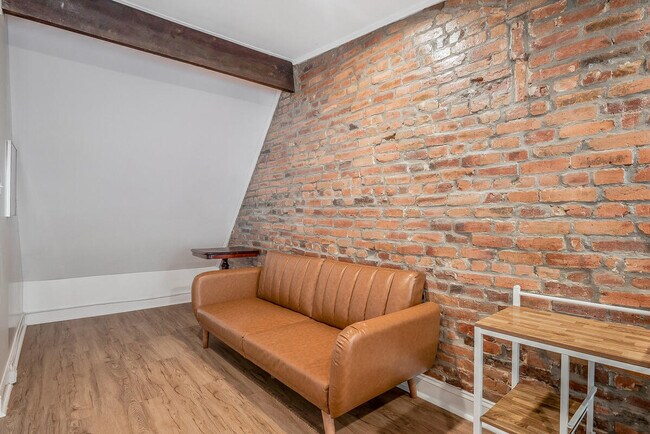 Third Level - Dining Area - 451 Park Rd NW