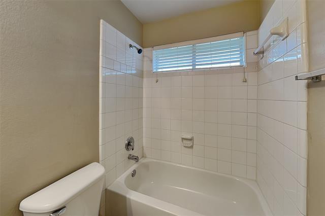 Building Photo - 11364 Lockshire Dr