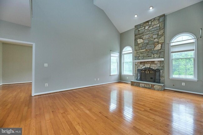 Building Photo - 2859 Cherry Branch Ln