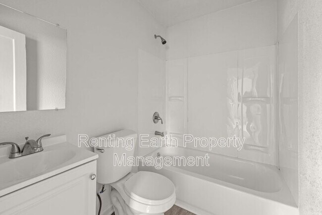 Building Photo - 1893 Princeton Ct SW