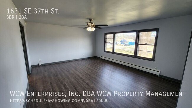 Building Photo - 1631 SE 37th St