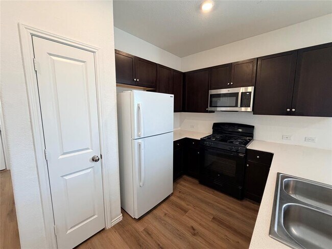 Building Photo - 14129 Tordillo Dr