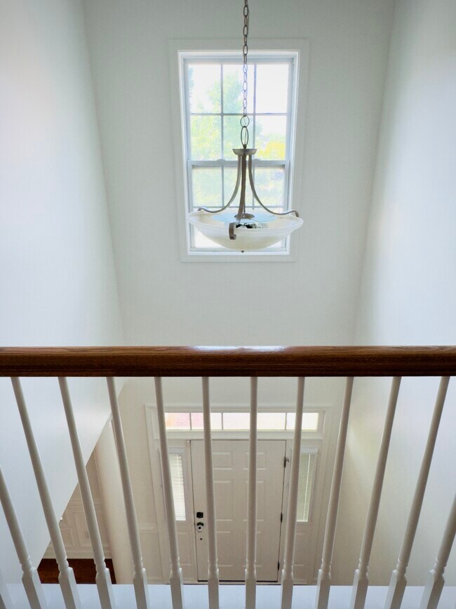 Building Photo - 6300 Falcon Knoll Cir