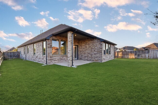 Building Photo - 9515 Willard Dr