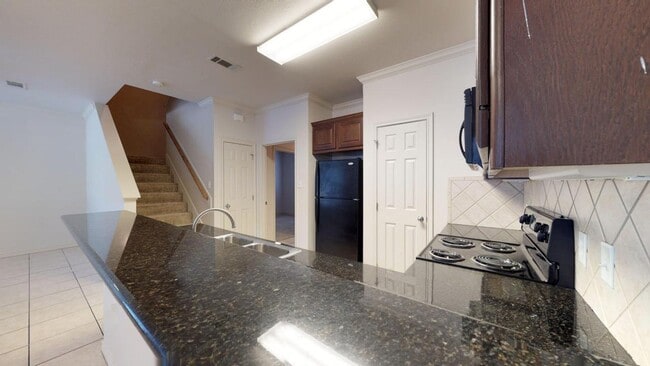 Building Photo - 145 Forest Dr Loop