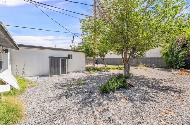 Building Photo - 1610 E Ogden Ave