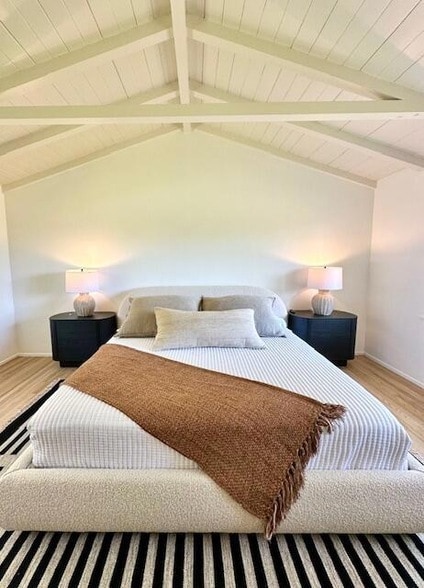 Building Photo - 450 Santa Rosa Ln