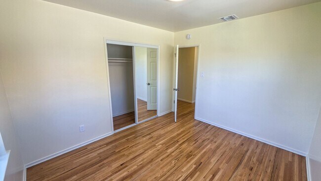 Building Photo - East Whittier 3 Bed 1.5 Bath House With Remodeled Kitchen and Bathrooms Available Now!