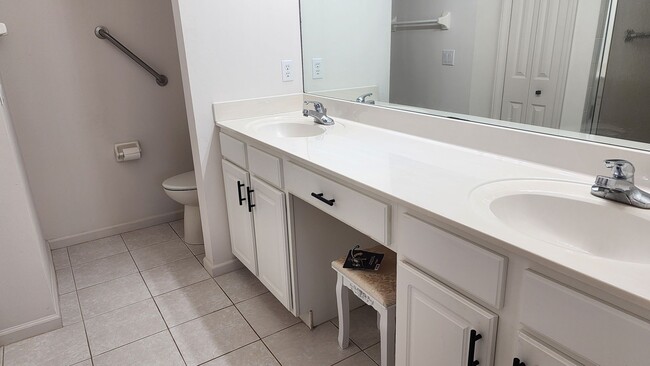 Building Photo - 3 BR 2.5 BA 1 CG rental in secure gated To...