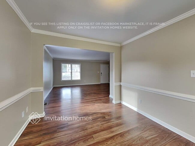 Building Photo - 1004 Shady Ln