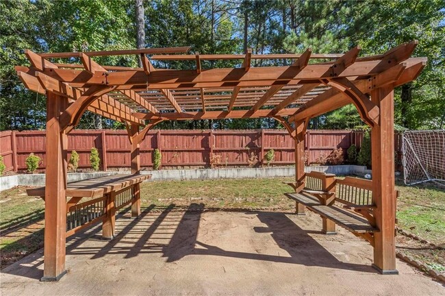 Building Photo - 2067 Peach Shoals Cir