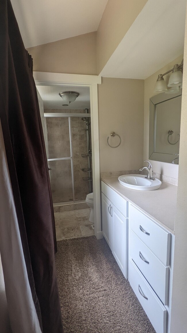 Building Photo - 11712 NE 67th Pl