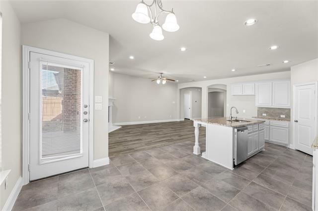 Building Photo - 16409 Amistad Ave